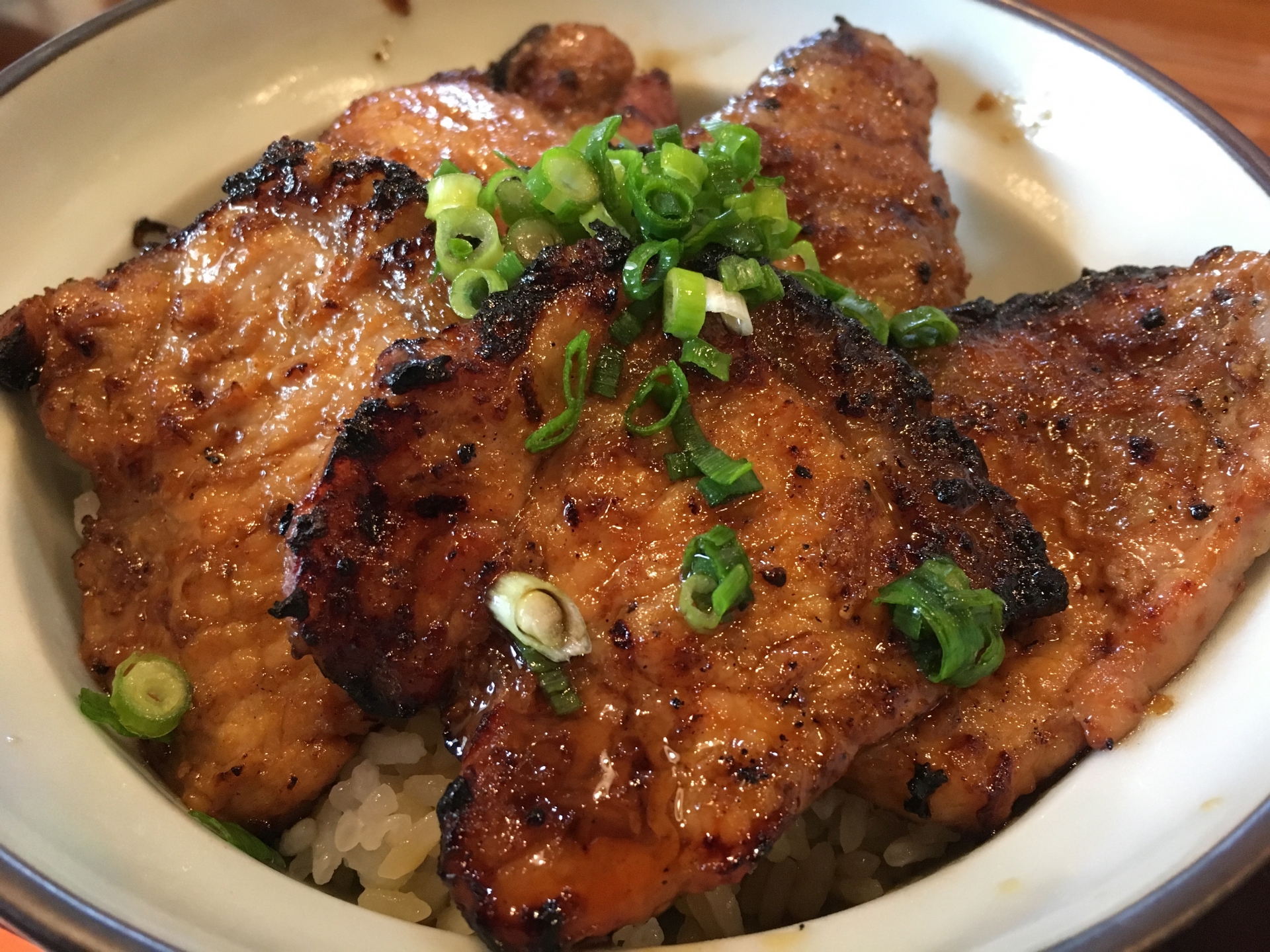 埼玉名物「豚みそ丼」