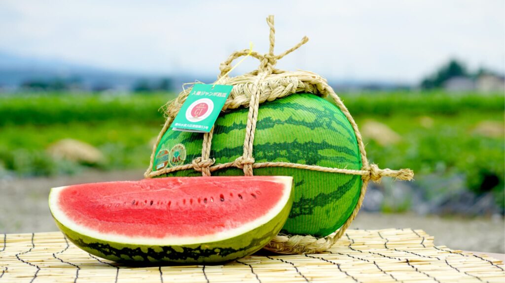 富山のご当地グルメ(入善ジャンボ西瓜)